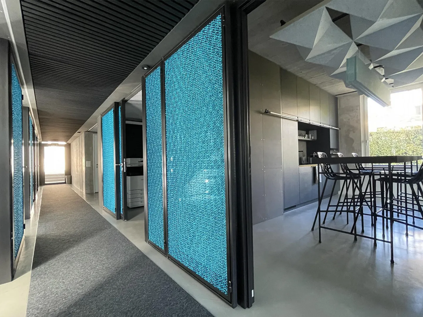 Office in a central prime location in Cham - Photo 6 of 9