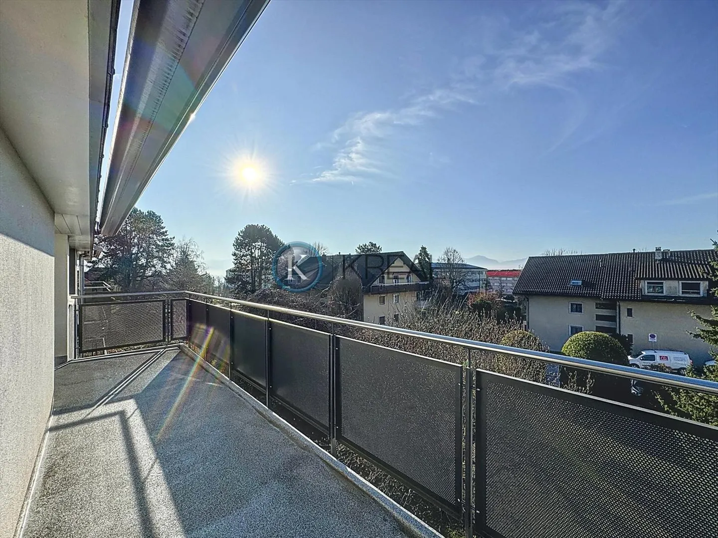 Magnifico duplex di 5,5 stanze ristrutturato con gusto: spazio e luce sono garantiti! - Foto 8 di 9