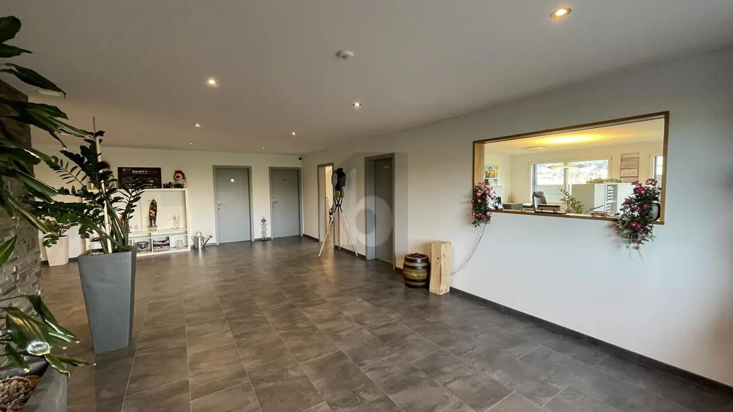 MODERN AN RUHIGER LAGE - Foto 1 von 4