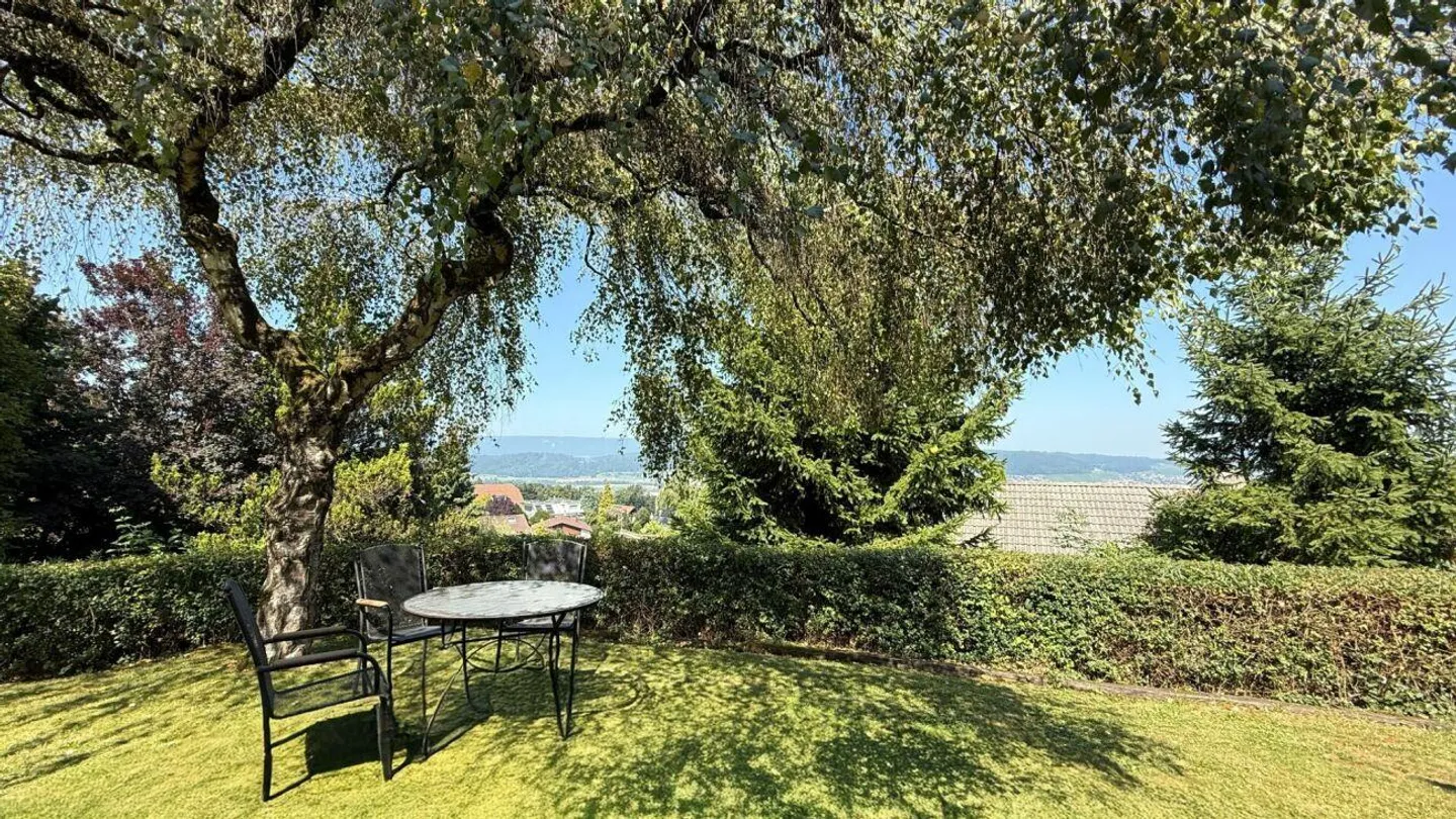 Living. Working. Enjoying the view. - Photo 2 of 22