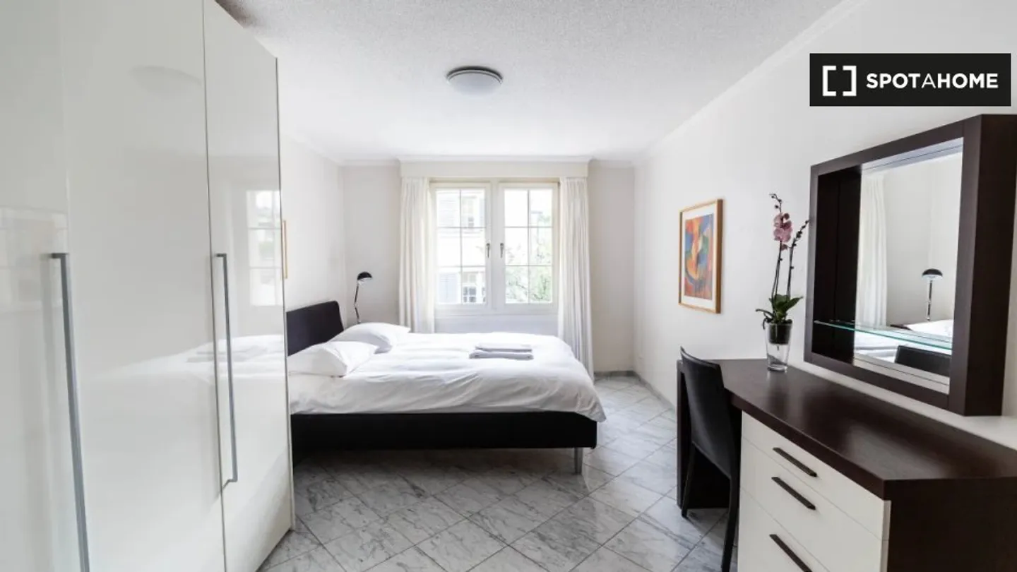 Entdecke, besichtige und miete dein neues Zuhause online mit vollem Vertrauen. - Foto 11 von 13