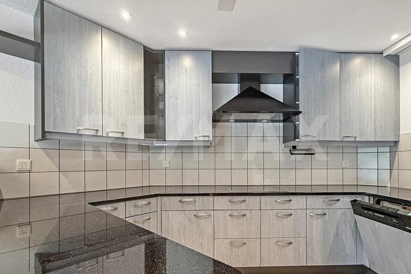 4.5 Room Apartment - Photo 6 of 13