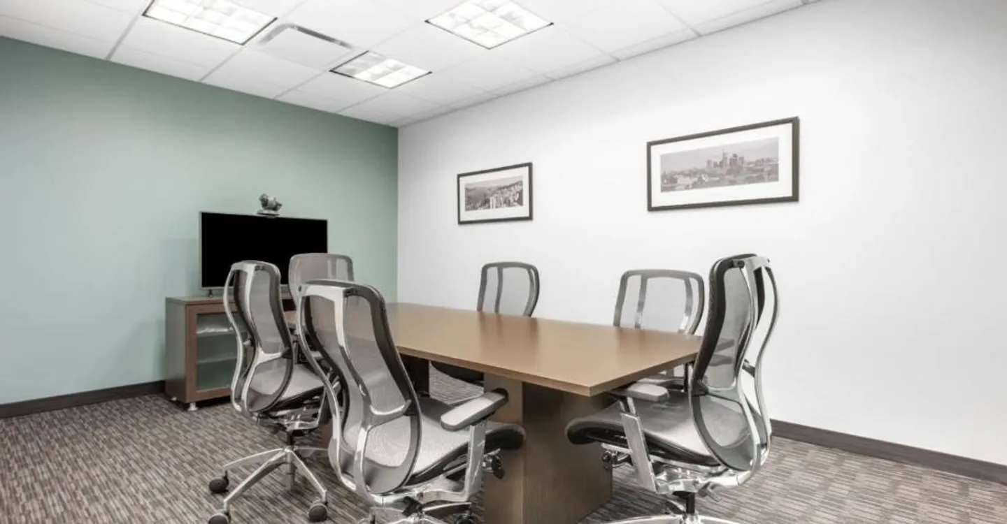Spazio ufficio privato per 3 in Regus Spoom Glattpark - Foto 6 di 7