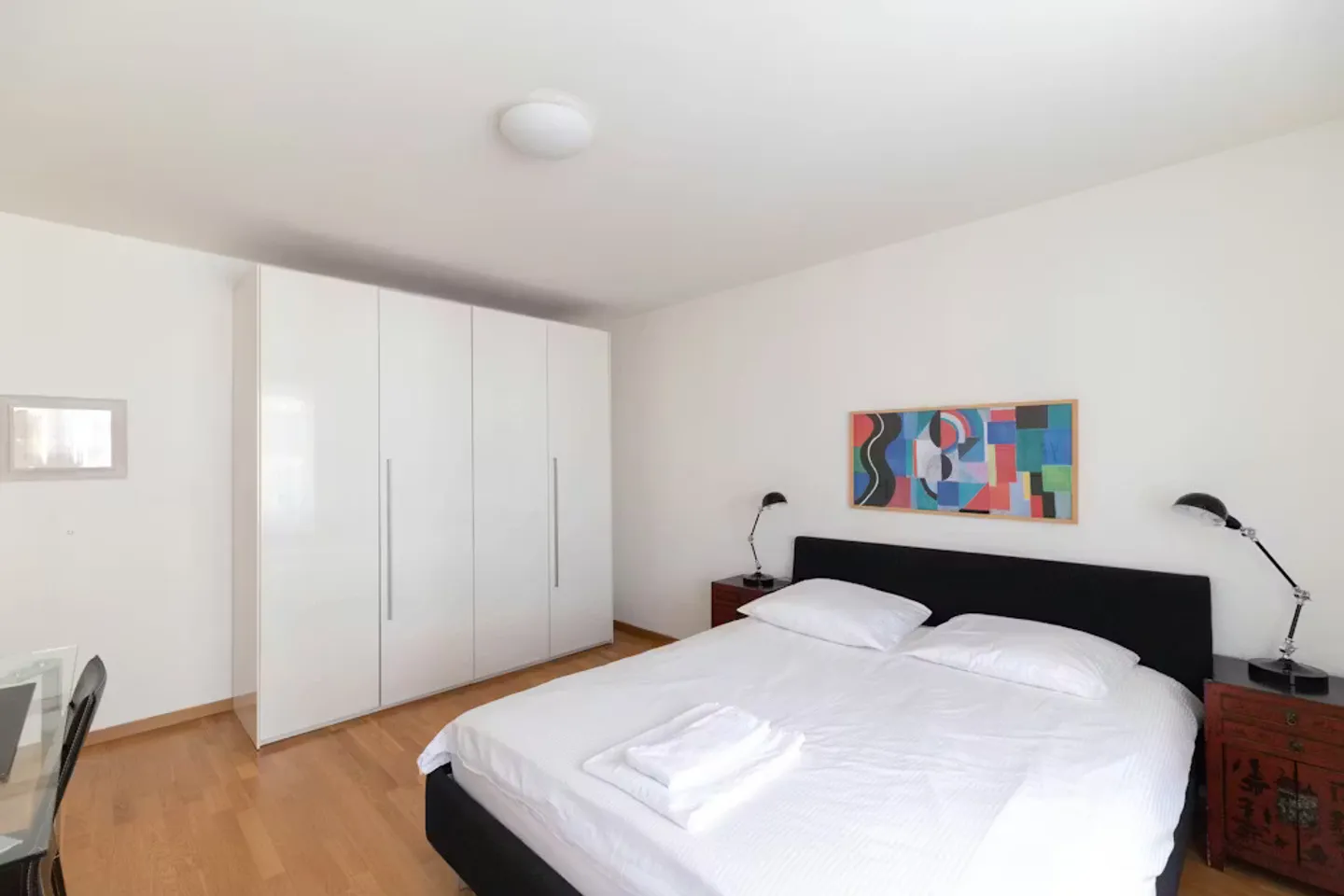 Charming Zurich Apartment - Photo 2 of 10