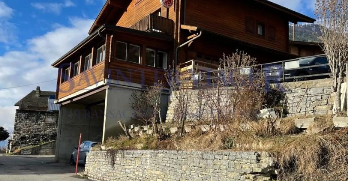Chalet con Vista Mozzafiato - Foto 4 di 12