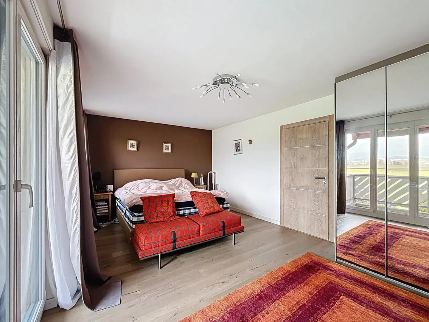 Charmante Villa mit SPA und Panoramablick auf den Jura - Foto 4 von 7