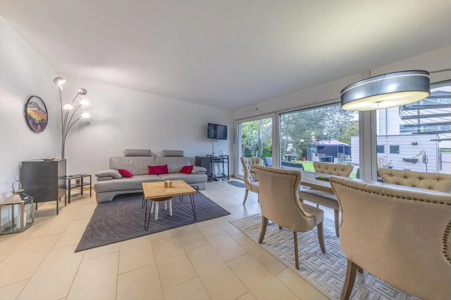 Villa 7 pièces - Photo 3 sur 7