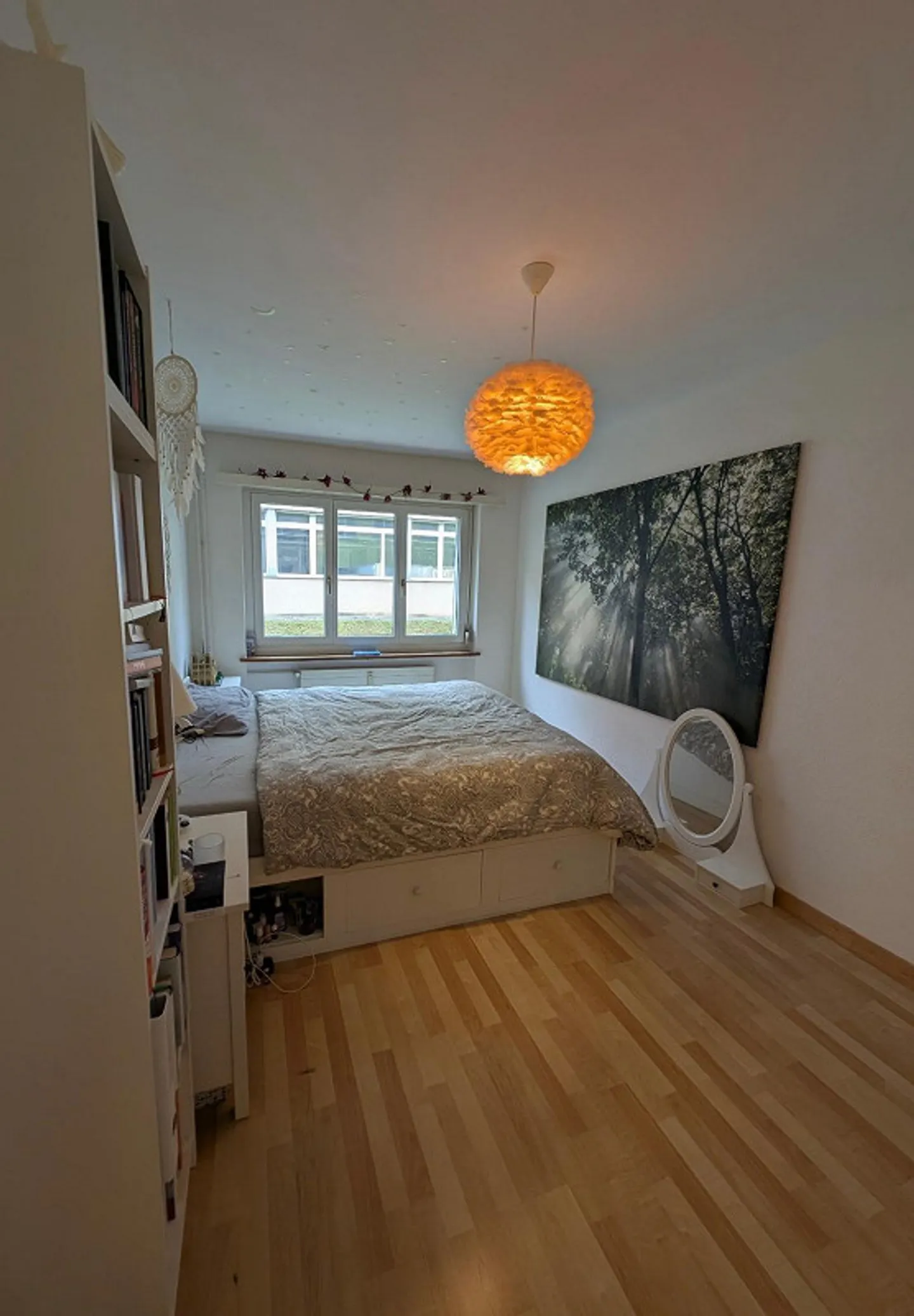 Charming 2-room apartment with balcony and beautiful view - Photo 3 of 9
