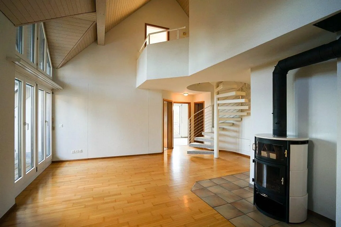 Duplex 4.5 rooms - Photo 2 of 13