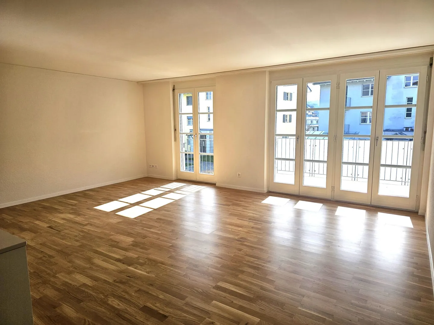 Moderne 2.5 Zimmerwohnung in Hunzenschwil - Foto 3 von 14