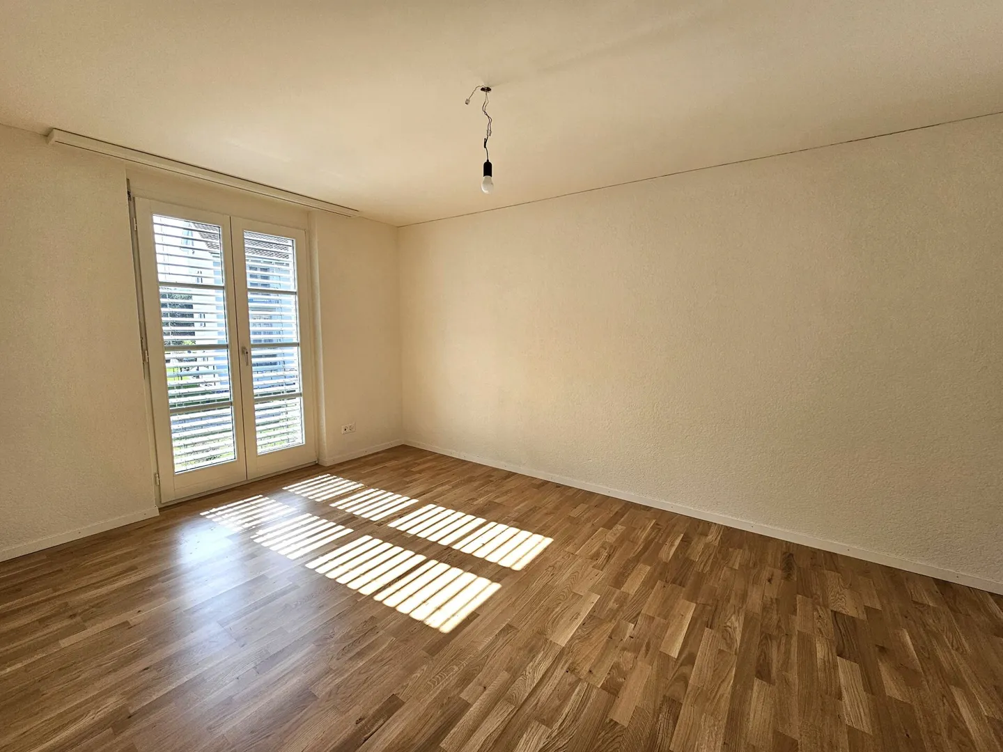 Moderne 2.5 Zimmerwohnung in Hunzenschwil - Foto 4 von 14