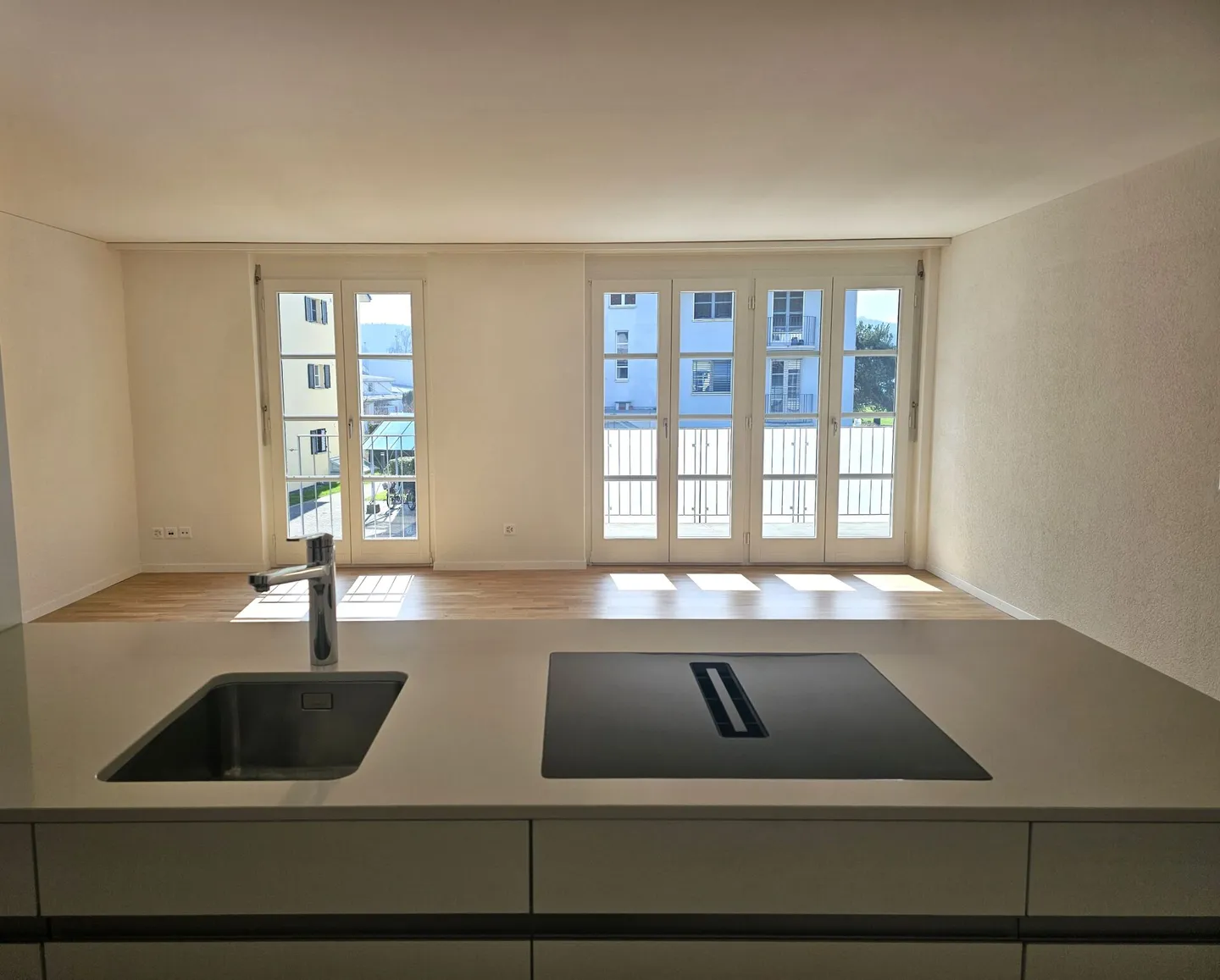 Moderne 2.5 Zimmerwohnung in Hunzenschwil - Foto 5 von 14