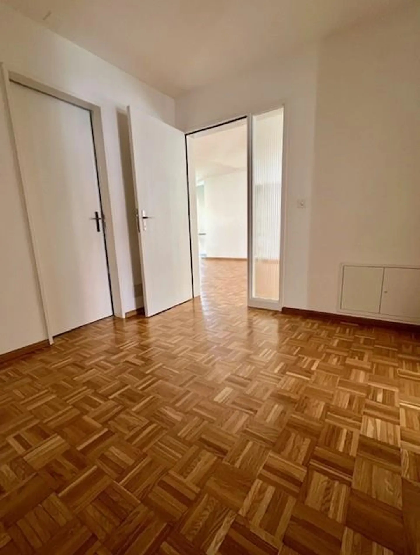 Grosszügige 3.5 Zimmerwohnung - Foto 3 von 11