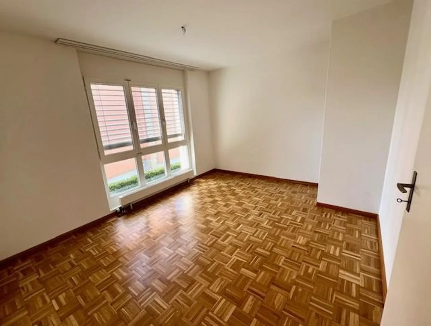 Grosszügige 3.5 Zimmerwohnung - Foto 4 von 11