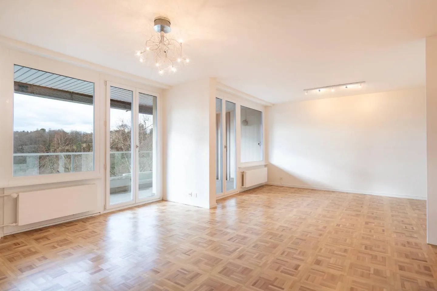 Appartement Charmant à Belmont - Photo 3 sur 9
