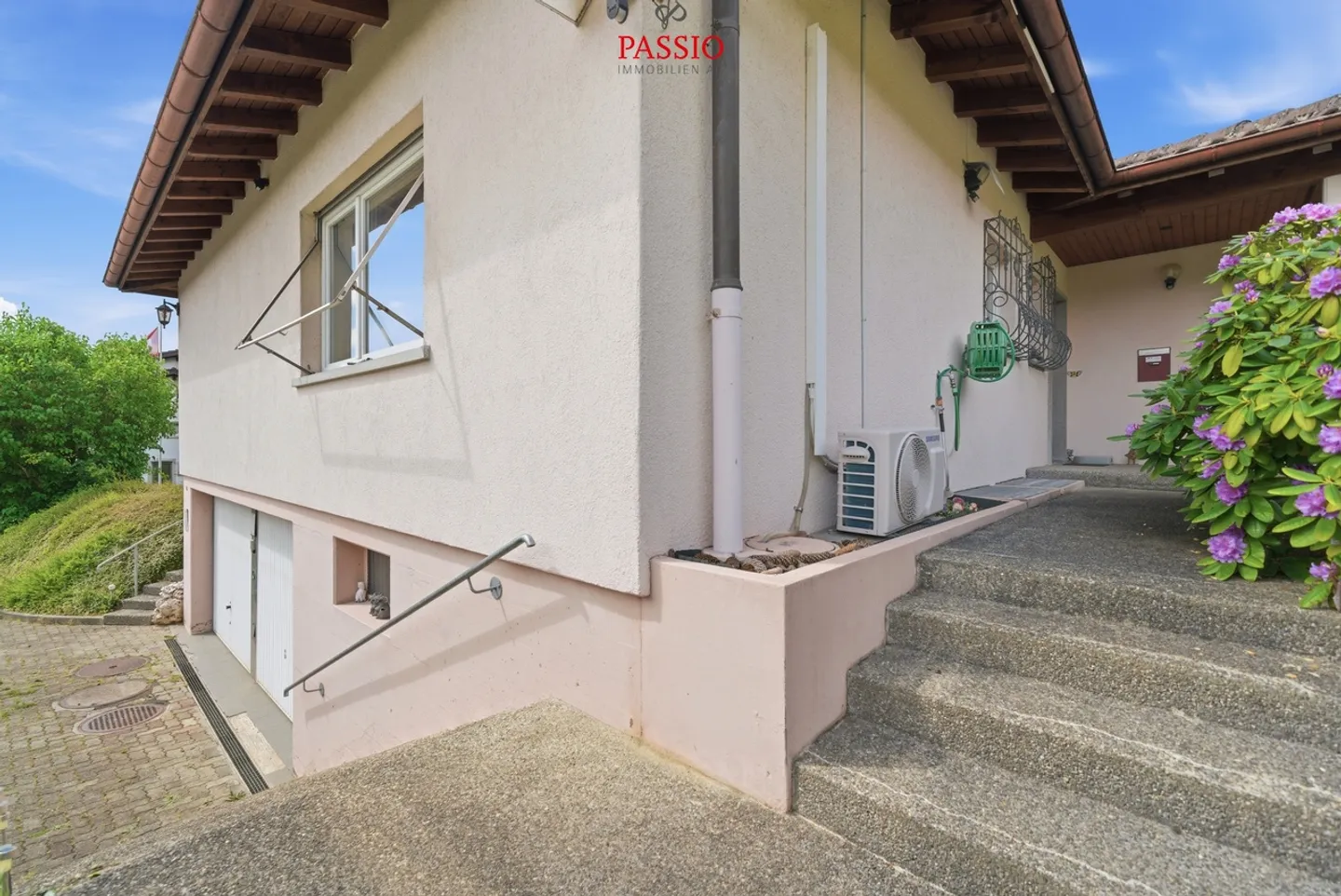 Affascinante casa unifamiliare con riserva di terreno su un lotto di 1'386 m² - Foto 40 di 46