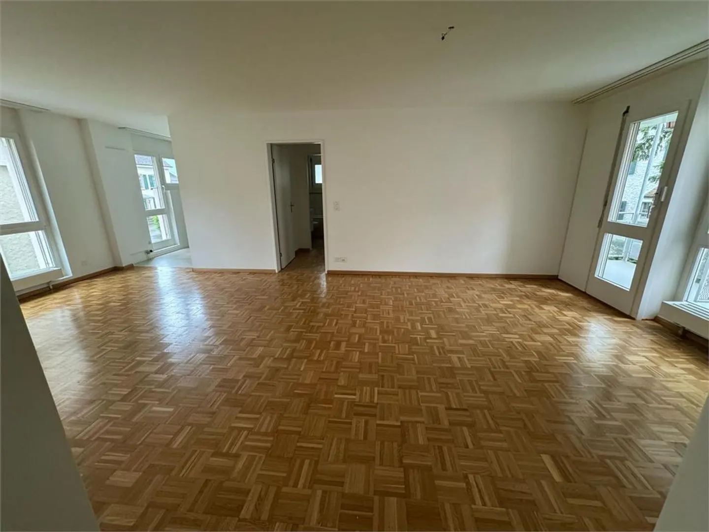 Grosszügige 3.5 Zimmerwohnung - Foto 6 von 11