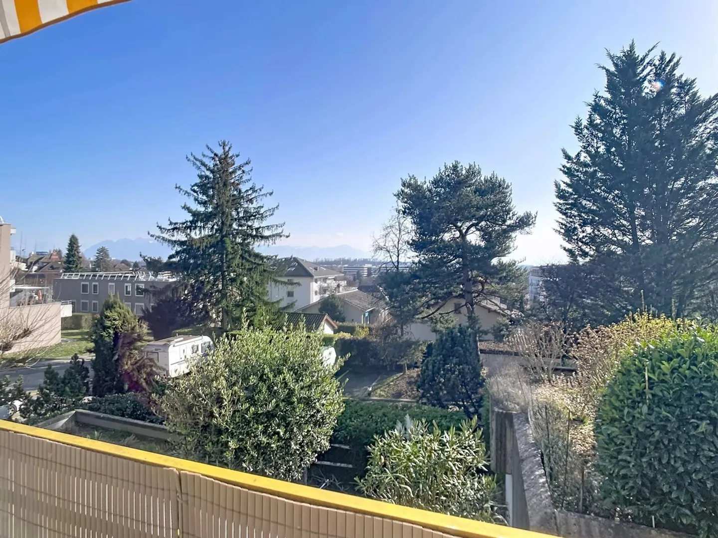 In the center, 3.5-room apartment with balcony and unobstructed view - Photo 12 of 12