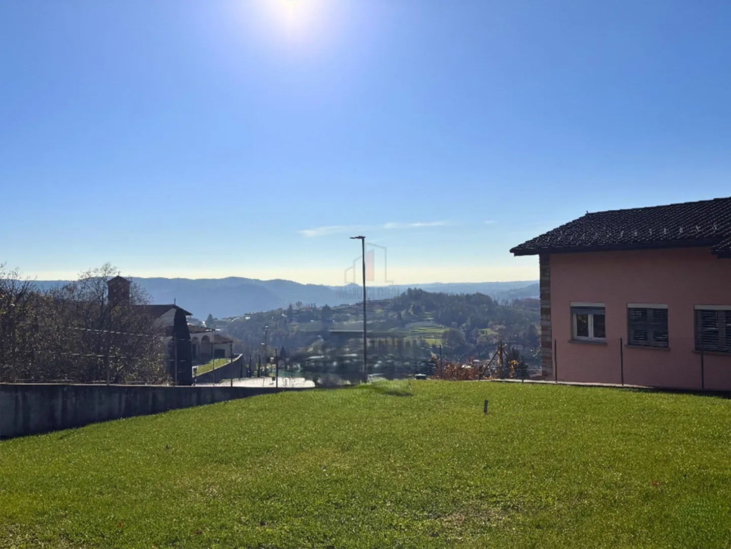 DEIN HAUS IM GRÜNEN - Foto 2 von 9