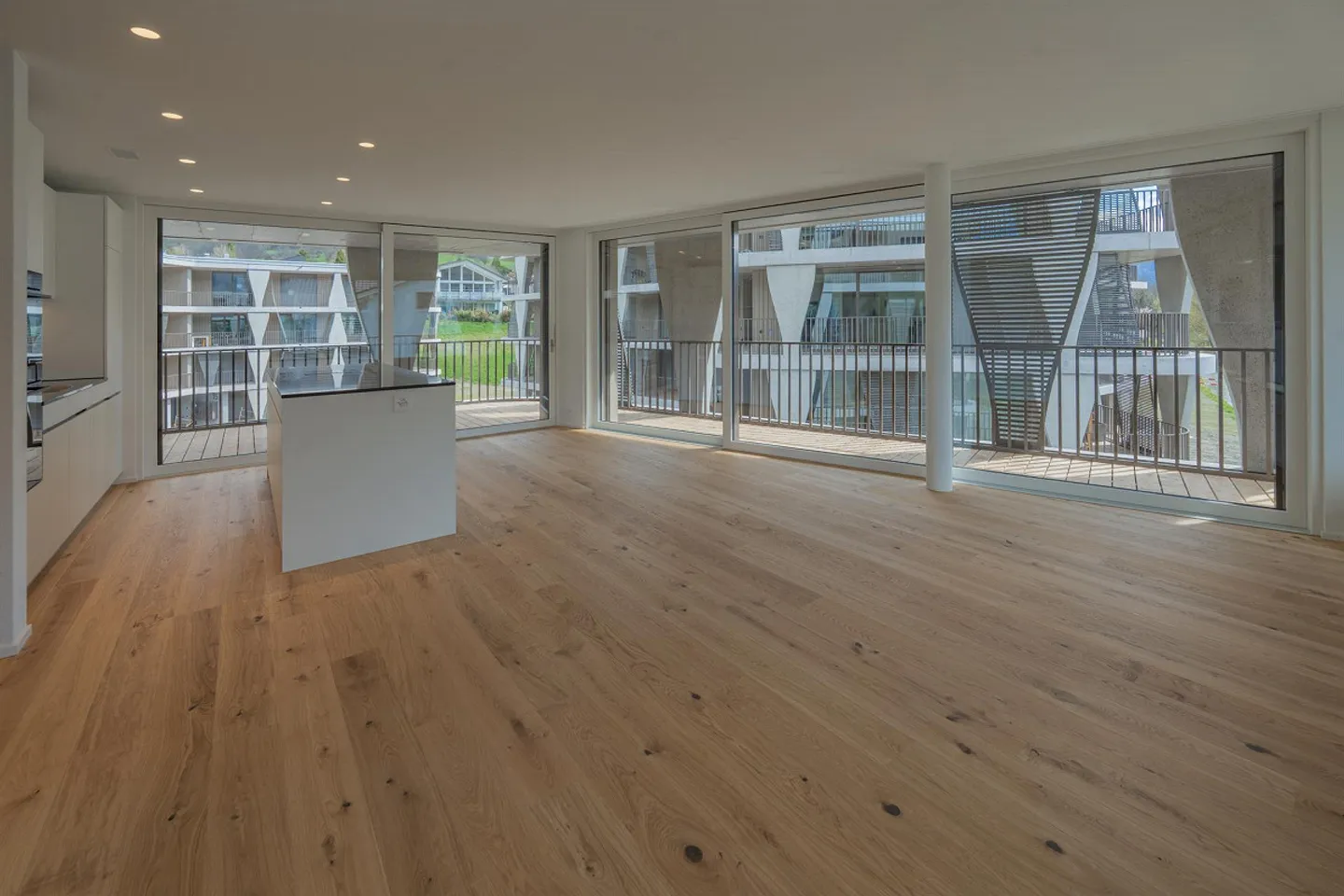 Great 4.5 room apartment with great view from 01.04.2026 - Photo 7 of 14