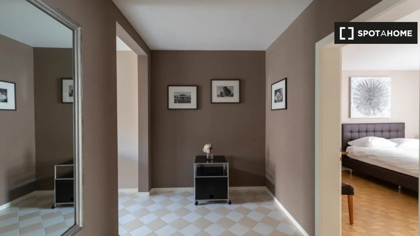 Entdecke, besichtige und miete dein neues Zuhause online mit vollem Vertrauen. - Foto 2 von 10