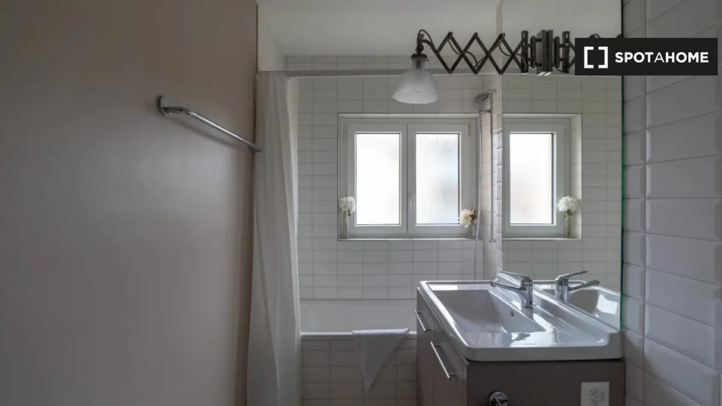 Entdecke, besichtige und miete dein neues Zuhause online mit vollem Vertrauen. - Foto 8 von 10