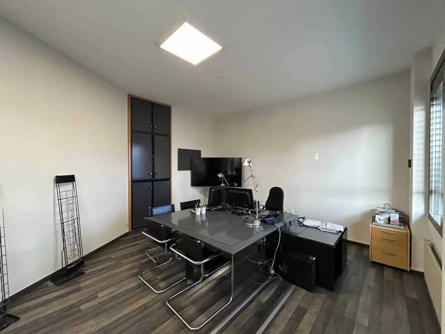 Bureau rénové à Crissier - Photo 3 sur 3