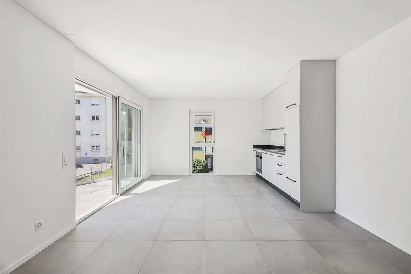 Trois appartements lumineux avec un revenu garanti - Photo 3 sur 11