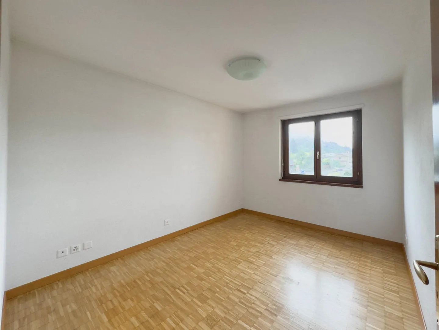 4.5 locali a Caslano anche come residenza secondaria - Foto 8 di 12