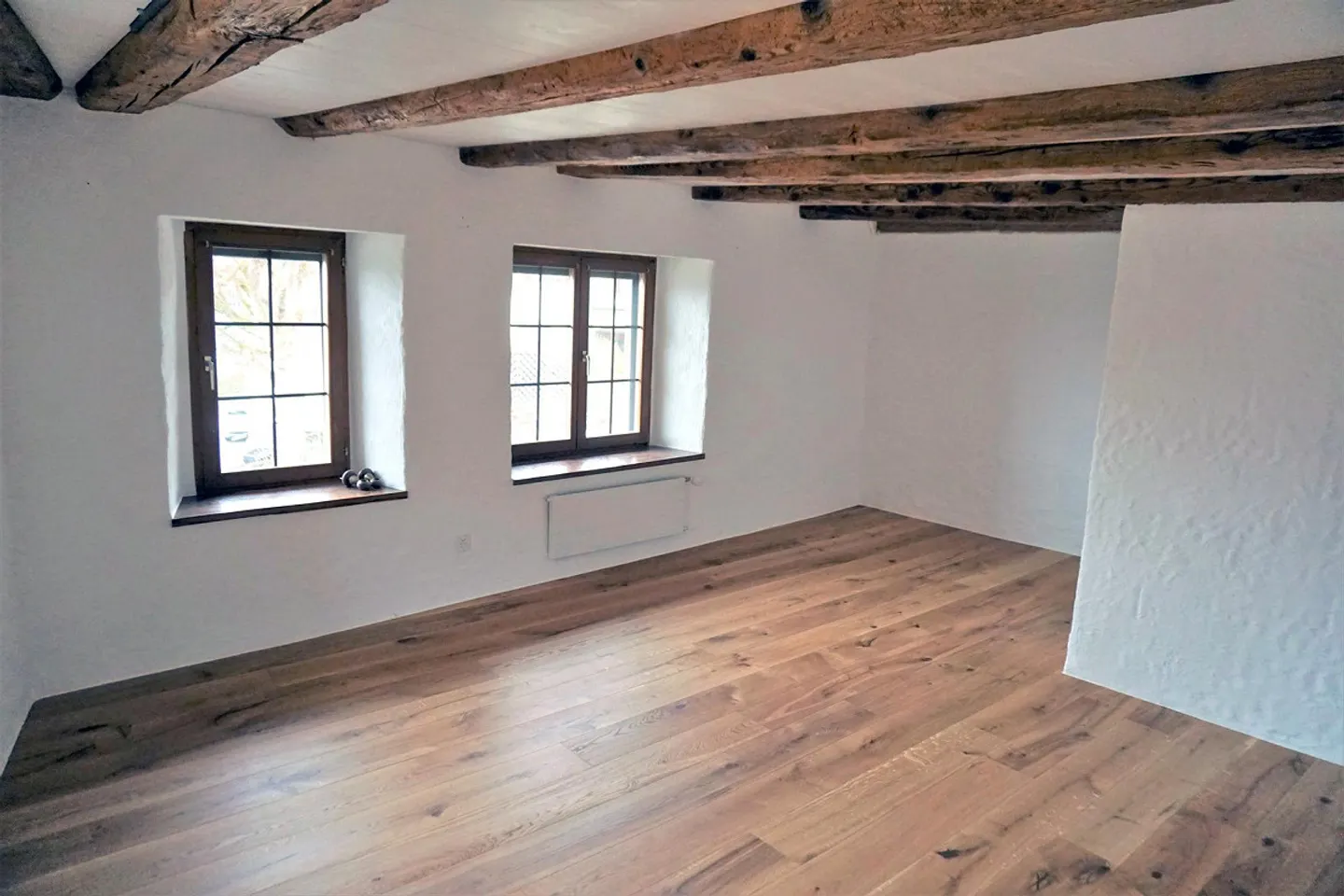 First occupancy: Newly renovated, listed farmhouse with private courtyard and garden - Photo 5 of 7