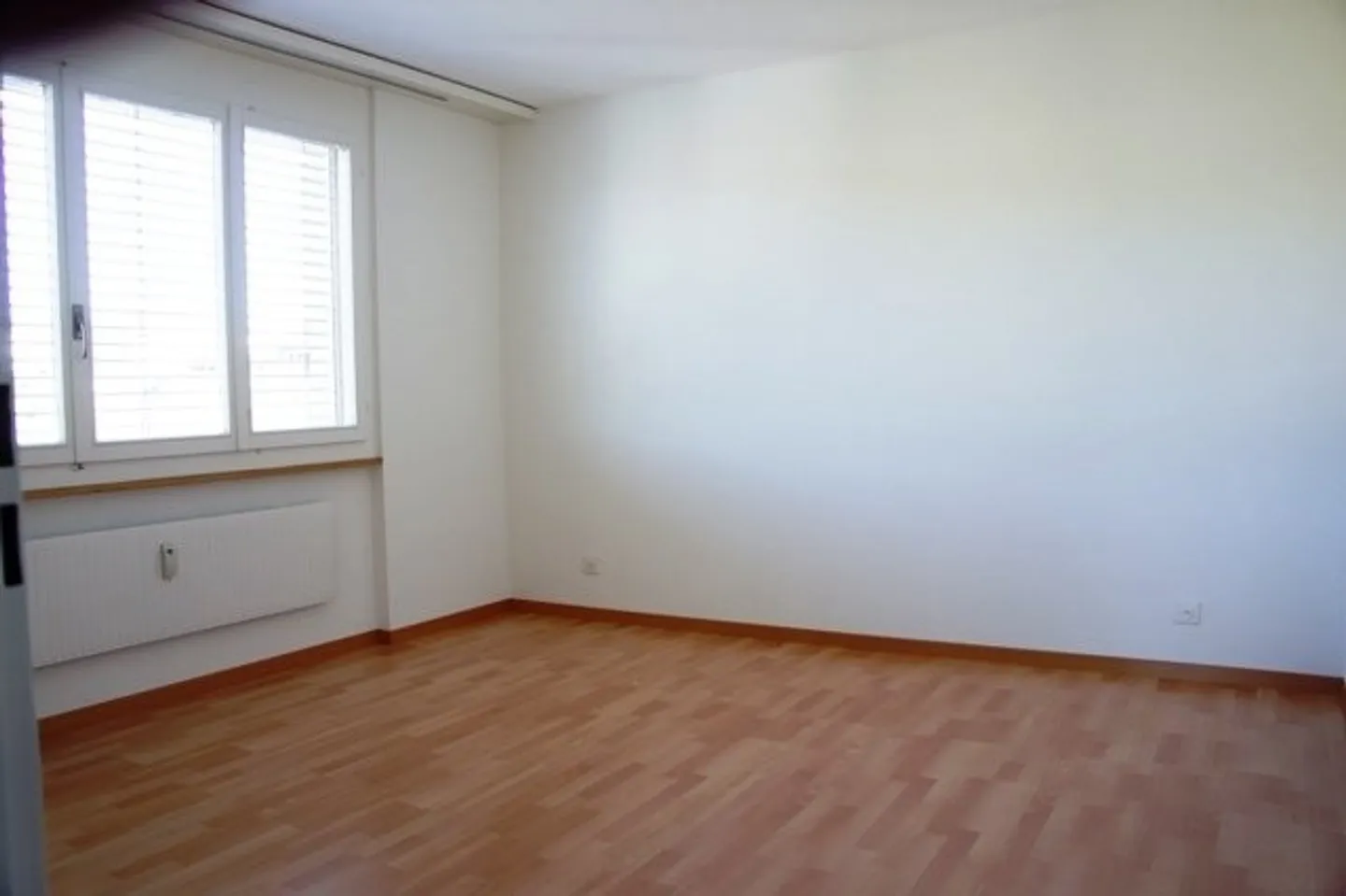 Apartment for rent - Photo 4 of 7