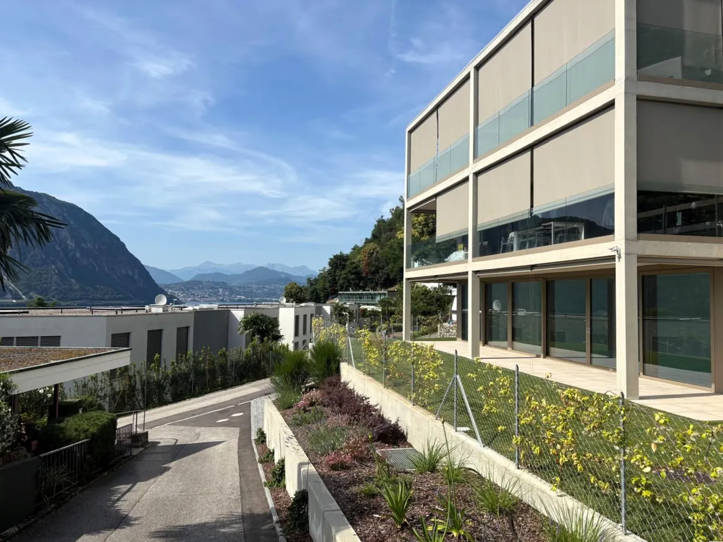 TERRACE, GARDEN AND CHARMING VIEW, WHAT MORE COULD ONE WANT? - Photo 6 of 10