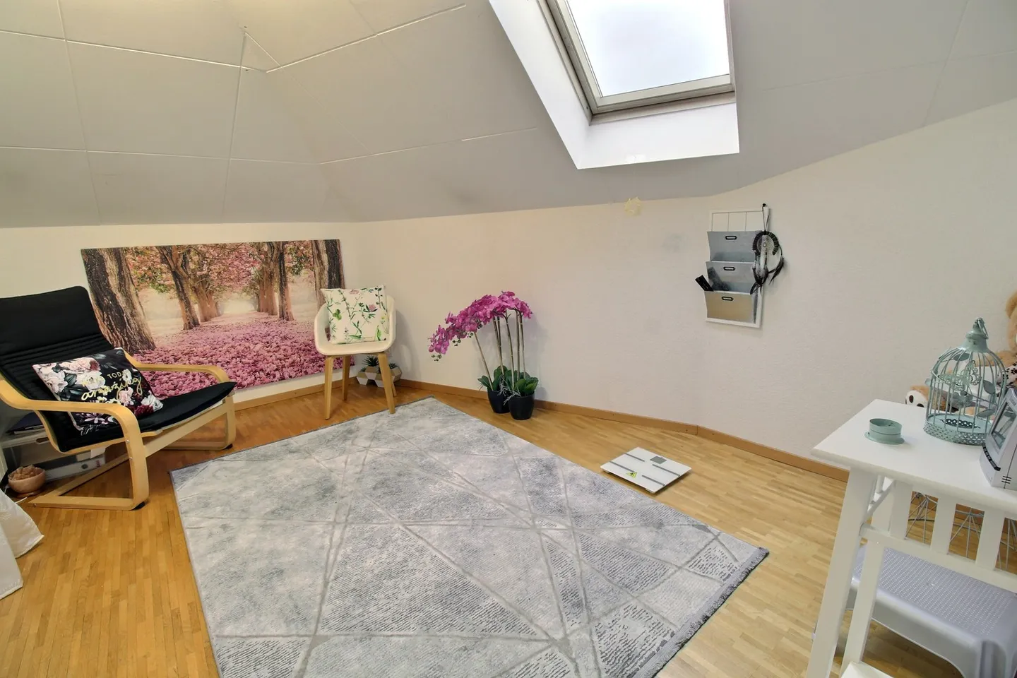 Room for Rent in the Center of Romont - Photo 1 of 4