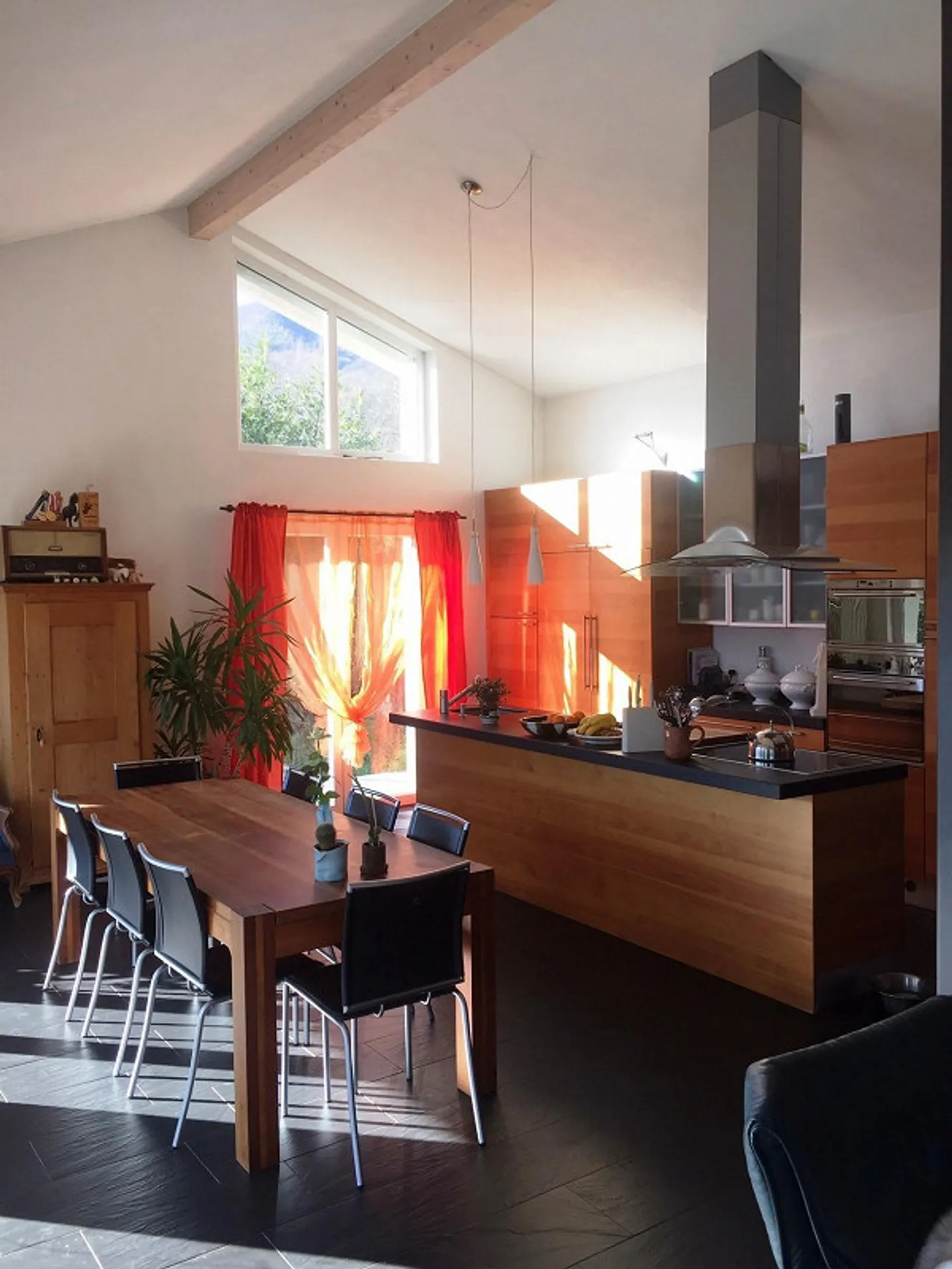 Maison individuelle avec vue panoramique et jardin - Photo 6 sur 11