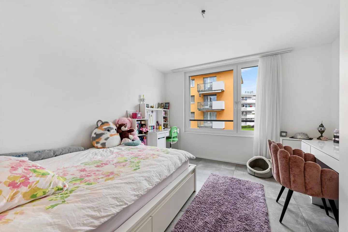 Appartement moderne et lumineux de 4,5 pièces dans un emplacement central - Photo 10 sur 14