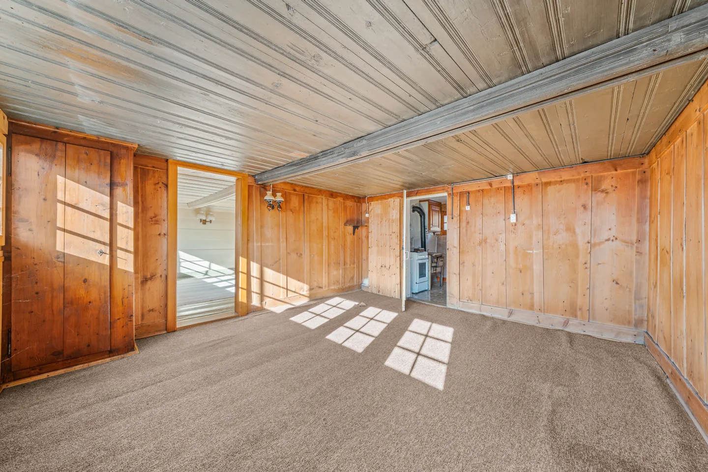 Charming Alpine Chalet in Leysin - Photo 5 of 23