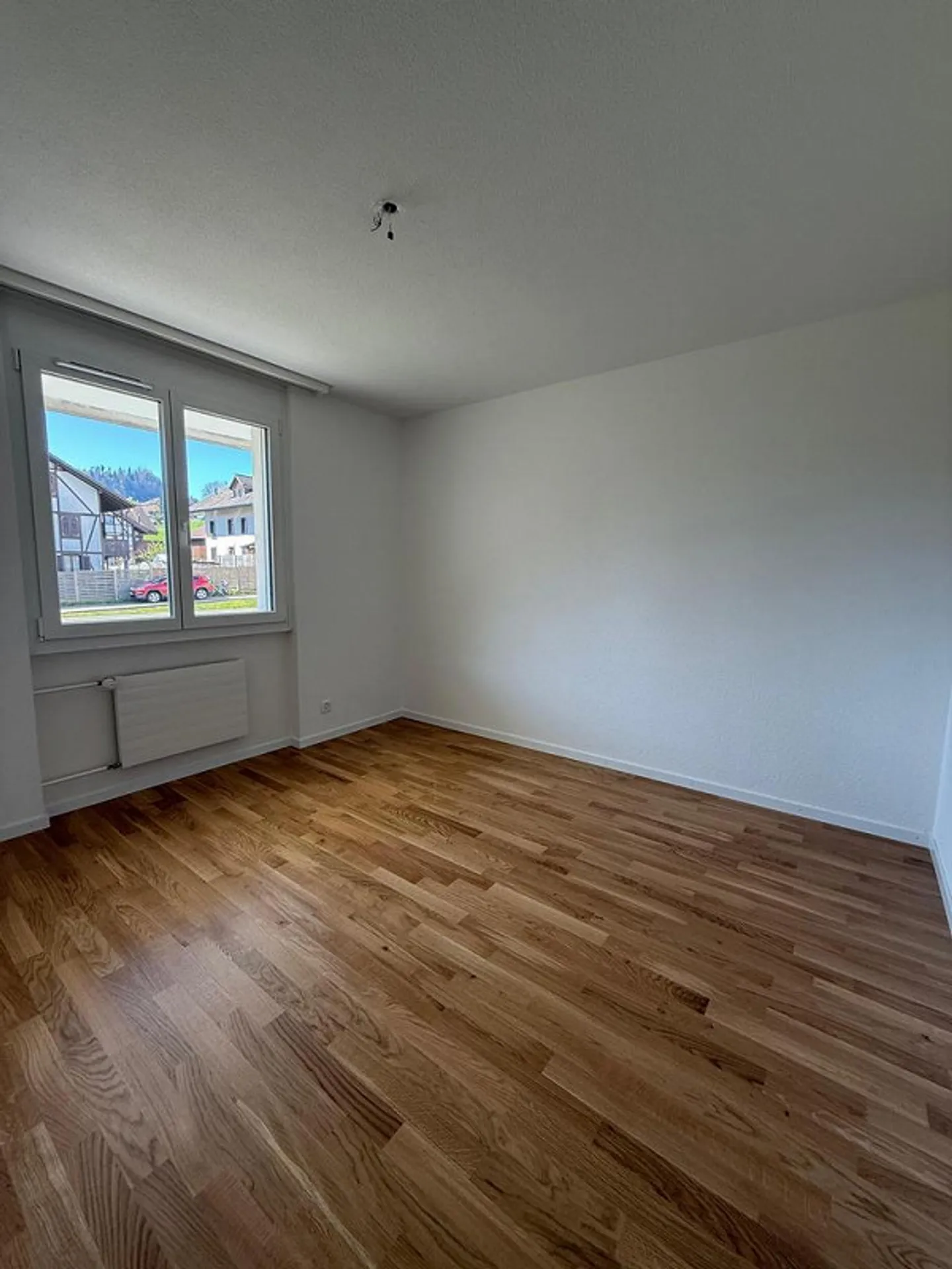 Appartement rénové de 2,5 pièces au 1er étage - Photo 4 sur 7