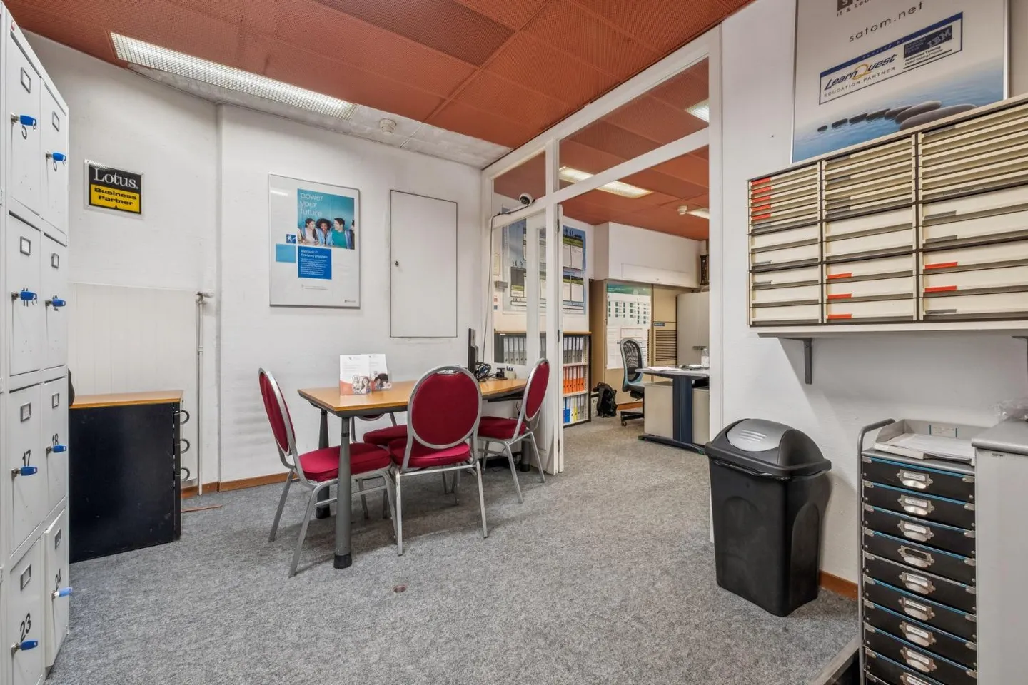 Functional and strategically located offices in the heart of Geneva - Photo 6 of 13