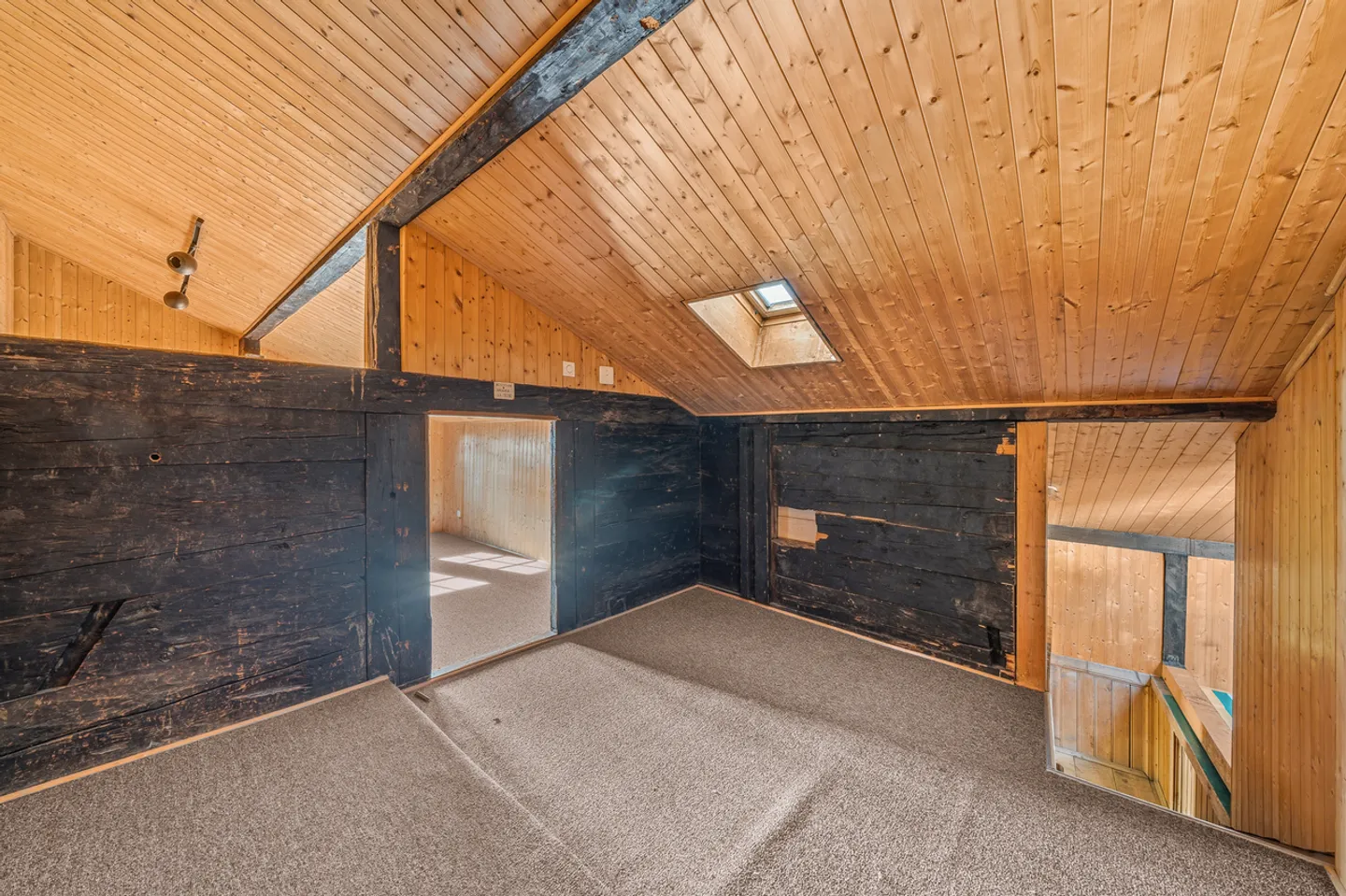 Charming Alpine Chalet in Leysin - Photo 18 of 23