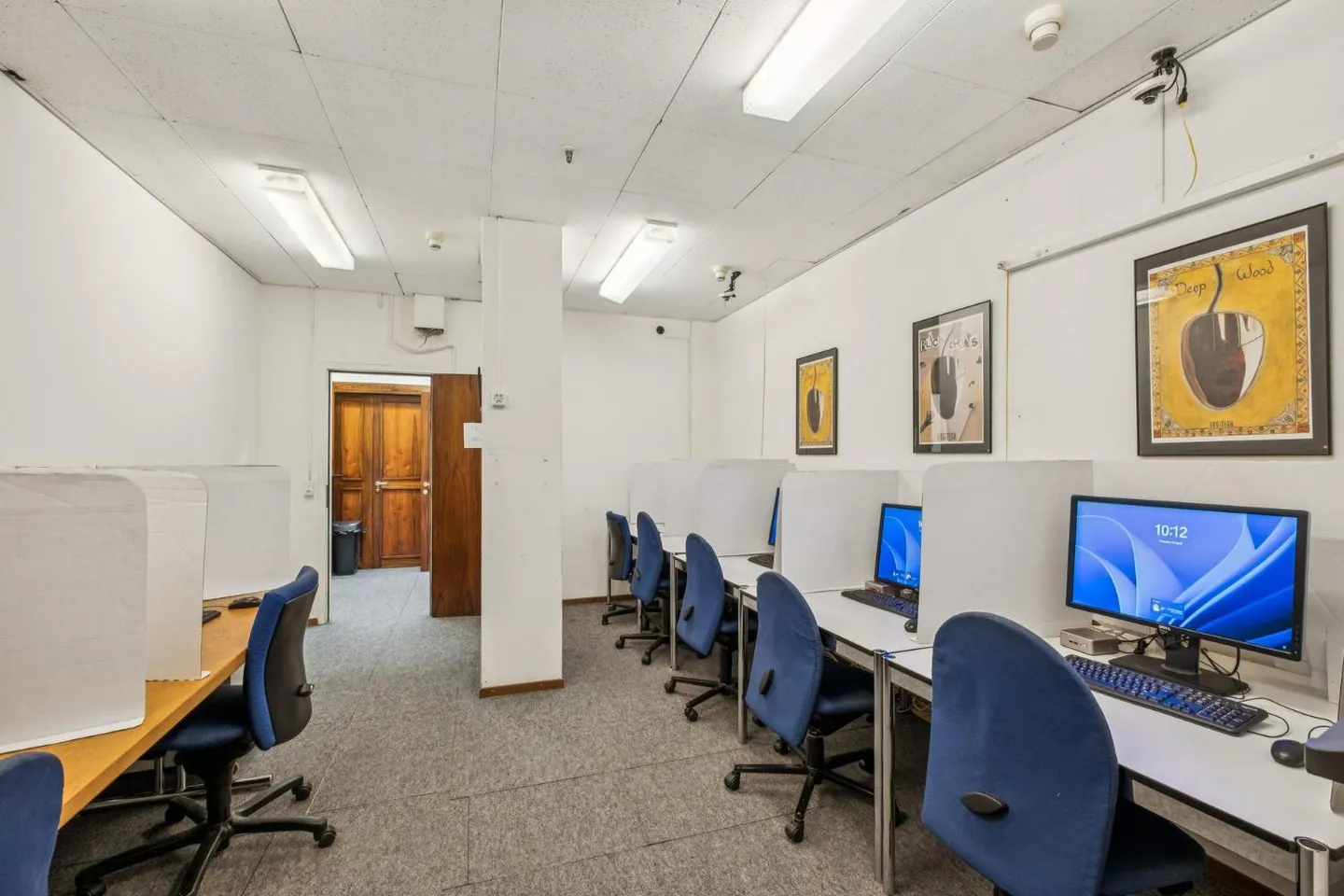 Functional and strategically located offices in the heart of Geneva - Photo 9 of 13