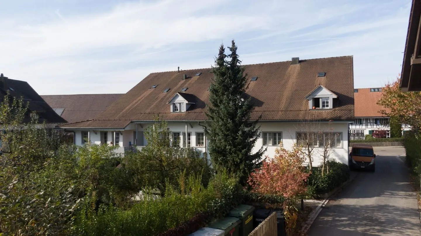 APPARTAMENTO PENTHOUSE SPAZIOSO NEL VECCHIO CENTRO DEL VILLAGGIO - Foto 4 di 8