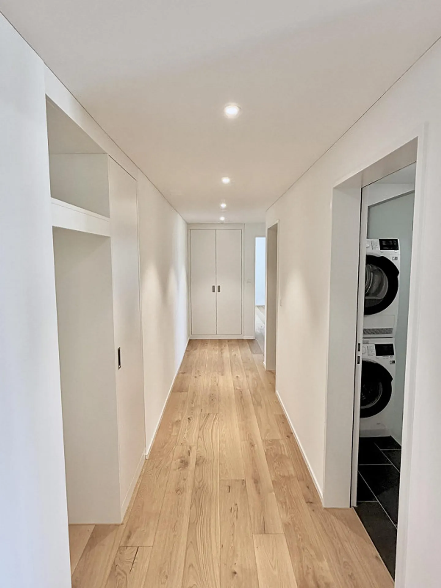 Moderne Wohnung mit Seeblick - Foto 8 von 13