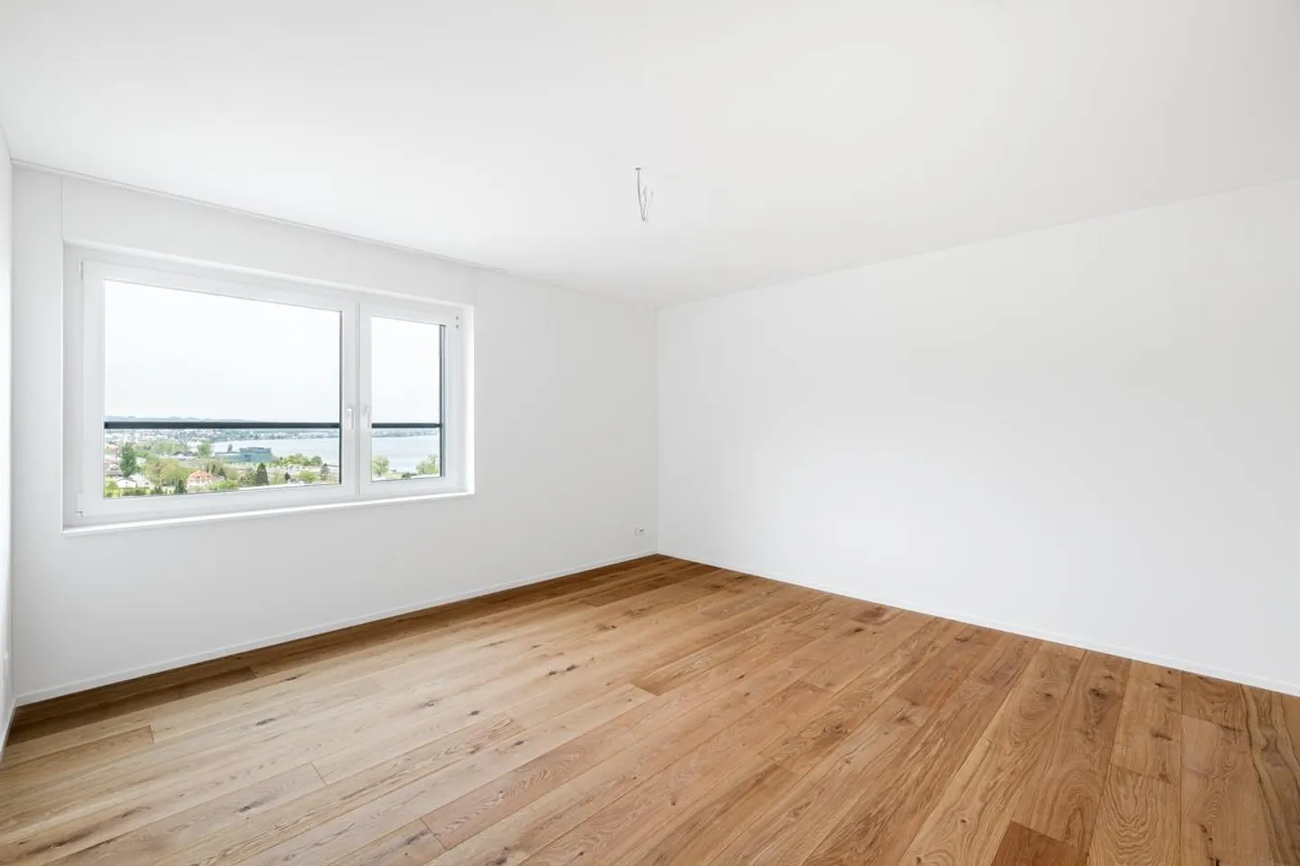 Moderne Wohnung mit Seeblick - Foto 9 von 13
