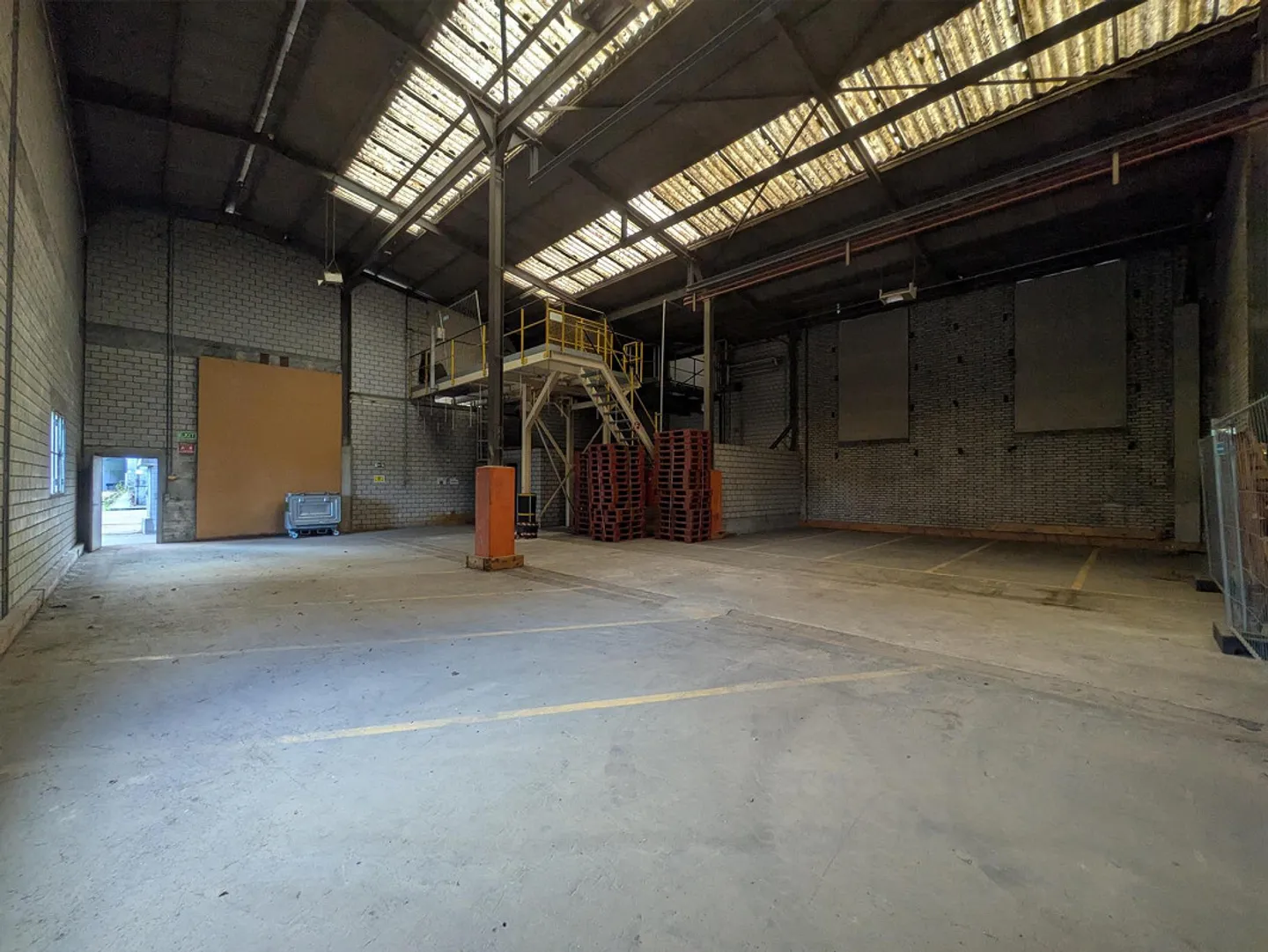 36108 Magazzino in affitto - Foto 1 di 4
