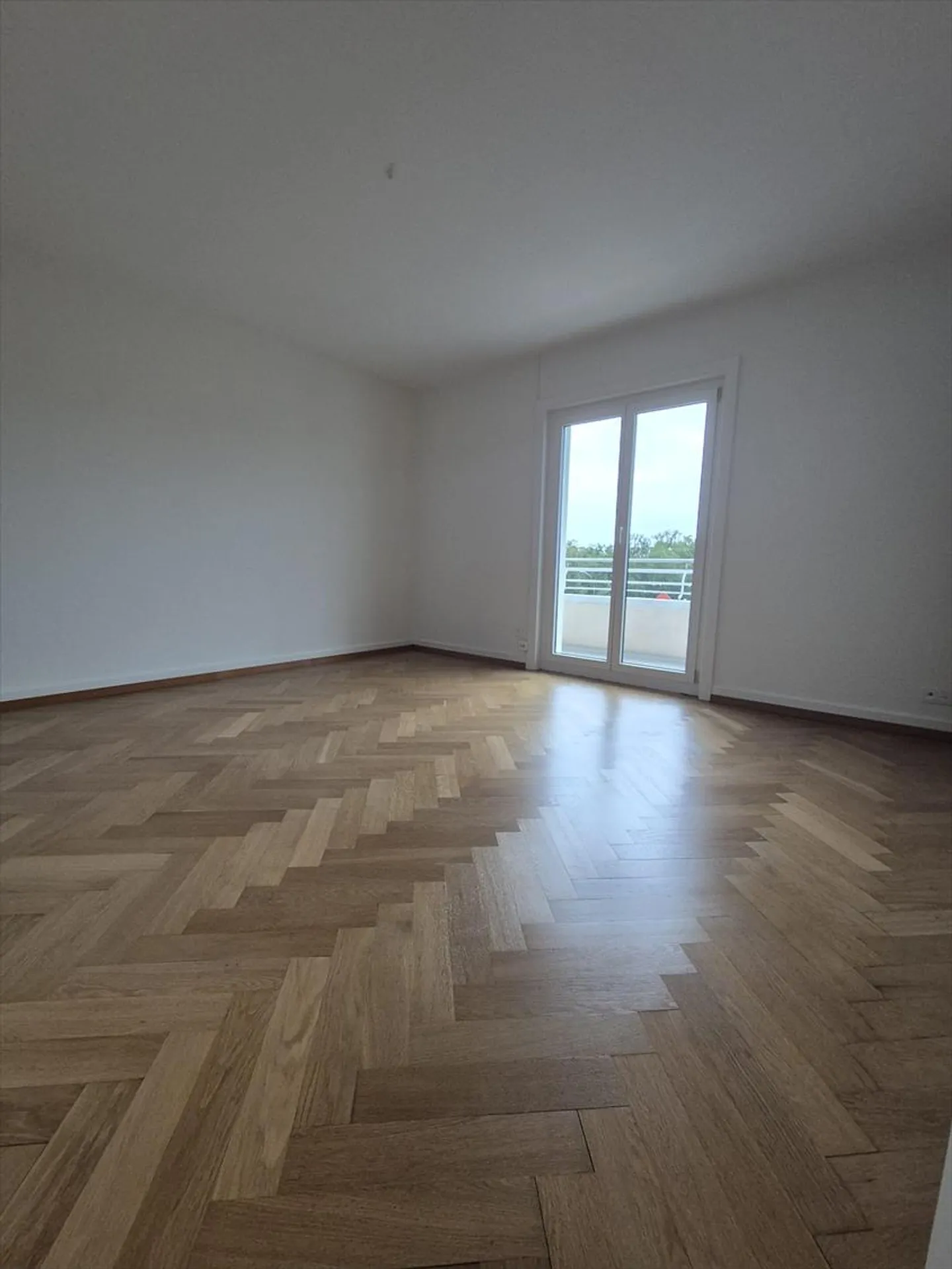 Appartement 3 pièces au 1er étage - Photo 2 sur 5