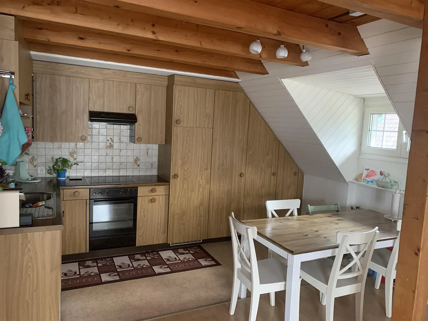 Recherche d'un nouveau locataire pour un appartement sous les toits de 3,5 pièces - Photo 3 sur 7