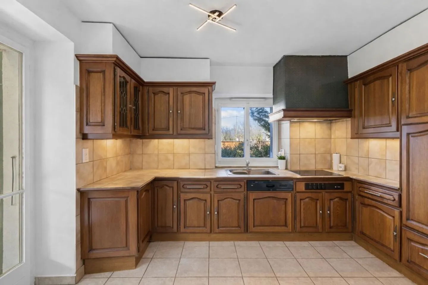 Charmante Villa aus den 1920er Jahren in Vésenaz - Foto 8 von 13