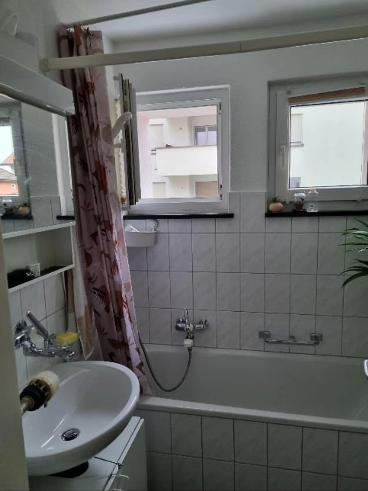 Appartement ensoleillé et calme - Photo 3 sur 8
