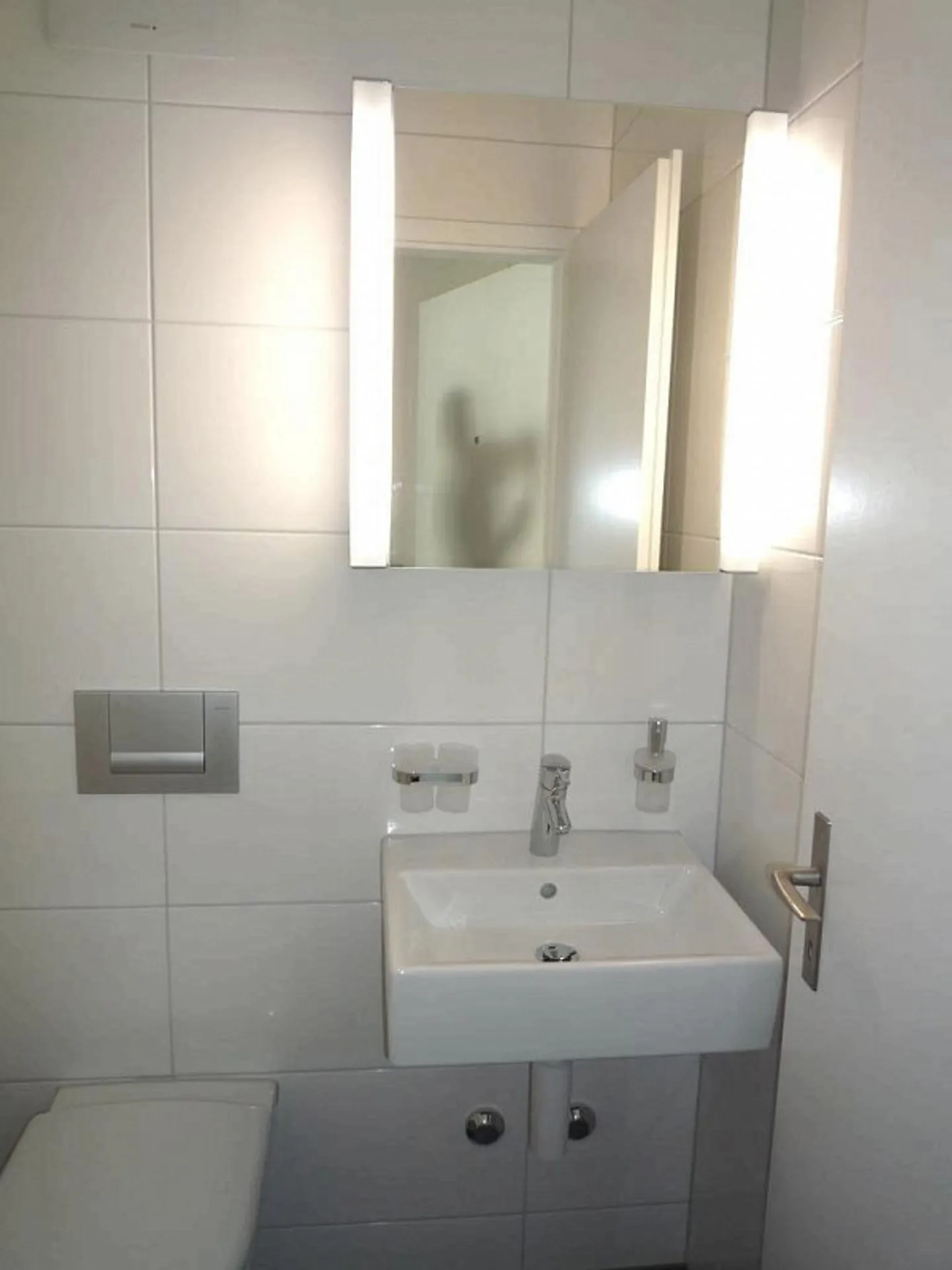 Modern 1-room apartment of 25 m² on the 1st floor with balcony - Photo 3 of 8