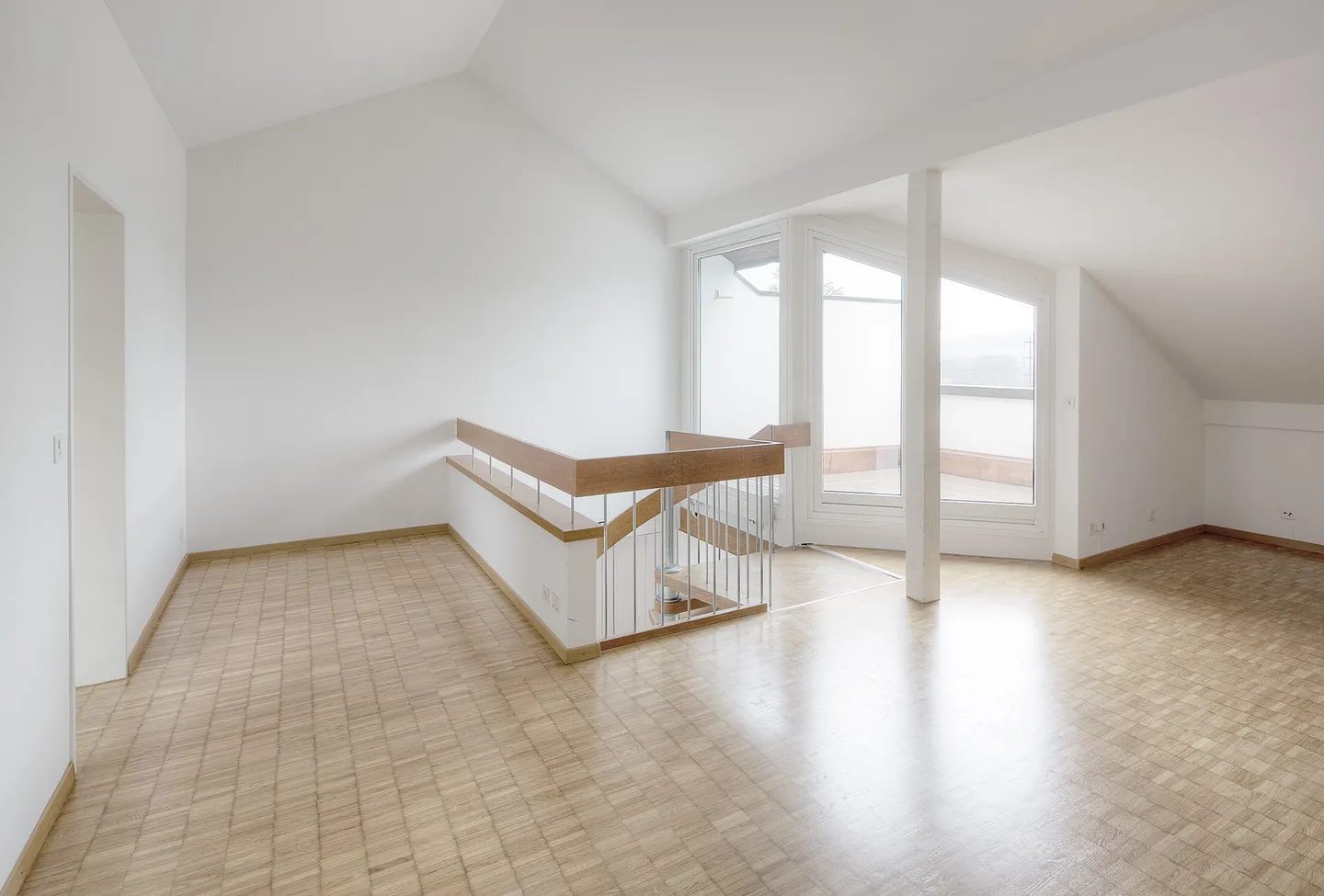 Votre bonheur de vivre sur deux étages - Photo 4 sur 7